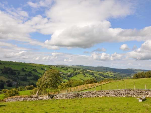 Hendre Aled Farmhouse Llansannan Bagian luar foto